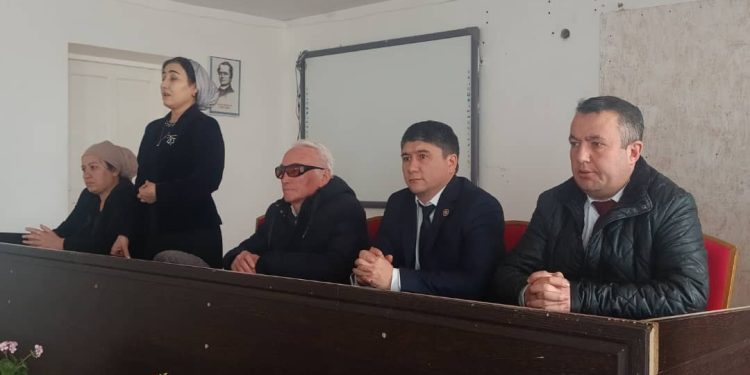 Вохӯрӣ дар маҳаллаи Носирободи шаҳри Исфара