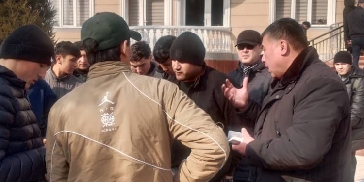 Корҳои иттилоотӣ – маърифатӣ дар “Истгоҳи роҳи оҳани Хуҷанд”