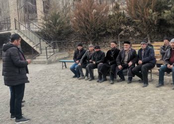 Корҳои фаҳмондадиҳӣ бо муҳоҷирони меҳнатӣ ва дохилӣ экологӣ