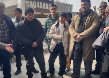 Корҳои иттилоотӣ – маърифатӣ дар терминали  мусофиркашонии  роҳи “Абрешим”-и  шаҳри Хуҷанд