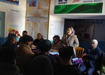 Идомаи суҳбату вохӯриҳо дар ноҳияи Файзобод