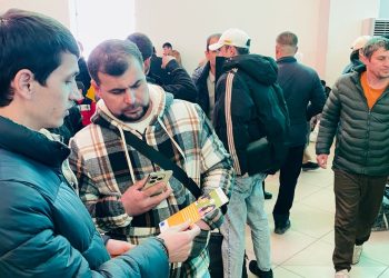 Вохӯриву мулоқот бо муҳоҷирони меҳнатӣ