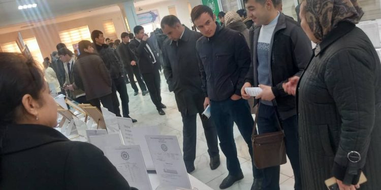 Ярмаркаи ҷойҳои  холии корӣ дар Донишгоҳи давлатии ҳуқуқ, бизнес ва сиёсати Тоҷикистон  шаҳри Хуҷанд