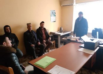 Вохӯрии судманд бо муҳоҷирони ба ватан бозгашта дар ноҳияи Зафаробод