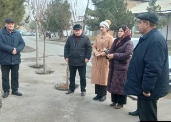 Вохӯрии судманд бо сокинон дар ноҳияи Ҷаббор Расулов