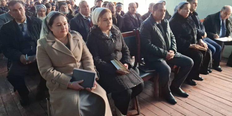 Мулоқоти мақсаднок бо сокинони ноҳияи Файзобод