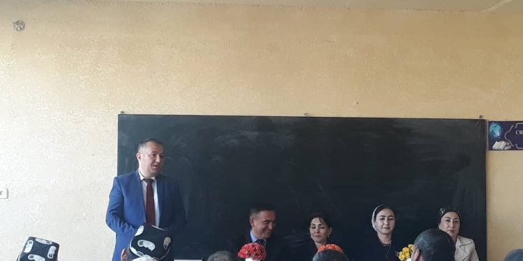 Вохӯрӣ дар Ҷамоати деҳоти Кӯлканди шаҳри Исфара