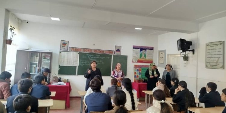 Дар Литсеи №1 шаҳри Левакант вобаста ба мавзуи терроризм вохӯрӣ доир шуд