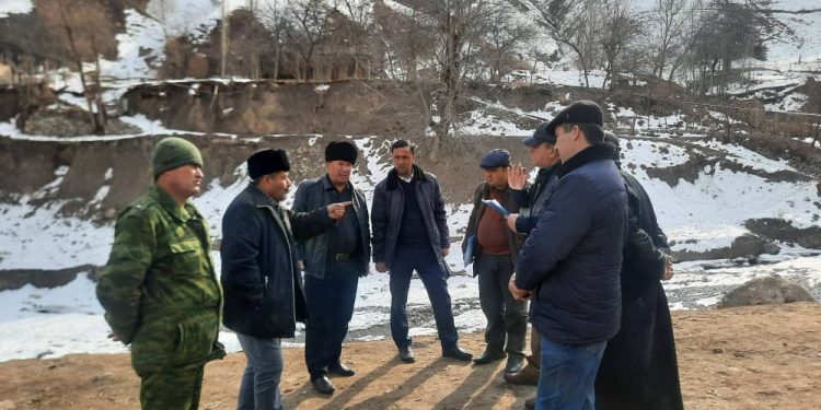 Вохӯрии навбатӣ бо муҳоҷирони меҳнатии ба ватан бозгашта дар    ноҳияи Айнӣ