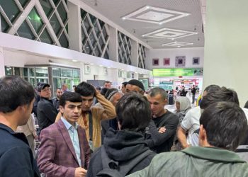 Ҷоннок намудани корҳои иттилоотӣ – маърифатӣ дар “Фурудгоҳи байналмилалии шаҳри Душанбе”