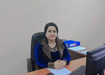 Занонро гар зи дониш зеваре ҳаст…