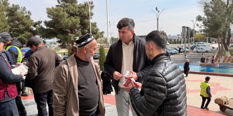 Корҳои иттилоотӣ – маърифатӣ дар “Истгоҳи роҳи оҳани Хуҷанд”