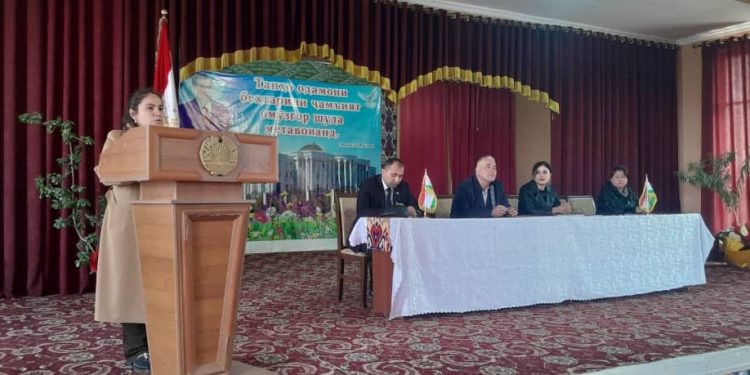 Мулоқоти судманд дар шаҳри Конибодом