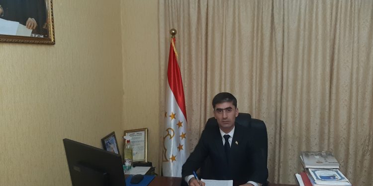 Эмомалӣ Раҳмон – бунёдгузори давлати соҳибистиқлоли Тоҷикистон ва  роҳбари ваҳдатофар