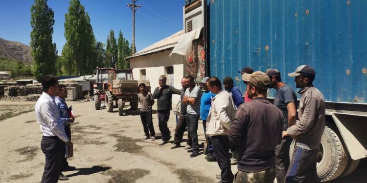 Чорабиниҳои иттилоотӣ-маърифатӣ бо муҳоҷирони меҳнатӣ, дохилӣ ва экологӣ