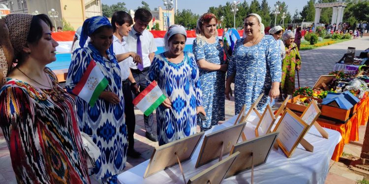 Ярмаркаи ҷойҳои холии корӣ дар ноҳияи Шаҳритус