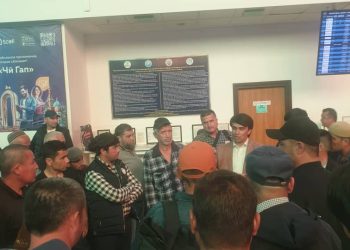 Продолжение разъяснительной работы в аэропортах Душанбе, Бохтара, Куляба и Худжанда