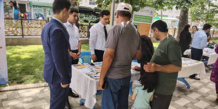 Дар шаҳри Душанбе ярмаркаи ҷойҳои кории холӣ гузаронида шуд