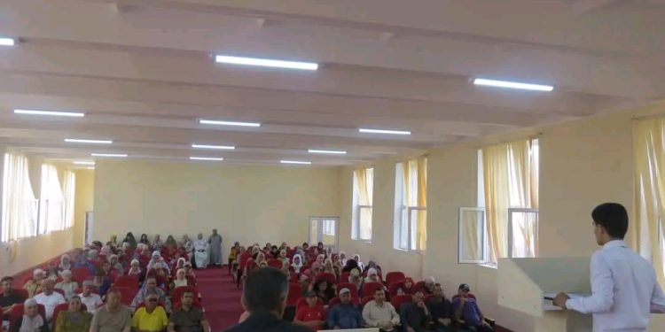 Вохӯрии саривақтӣ бо сокинони ҷамоати шаҳраки Баҳманруди ноҳияи Темурмалик