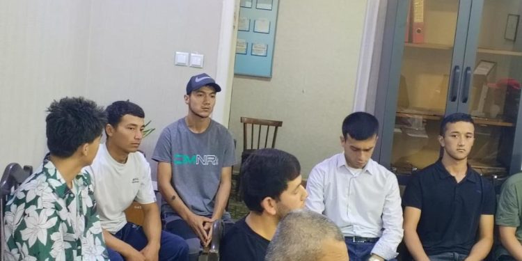 Идомаи чорабиниҳои иттилоотӣ – маърифатӣ дар шаҳрҳои Хуҷанд ва Конибодом