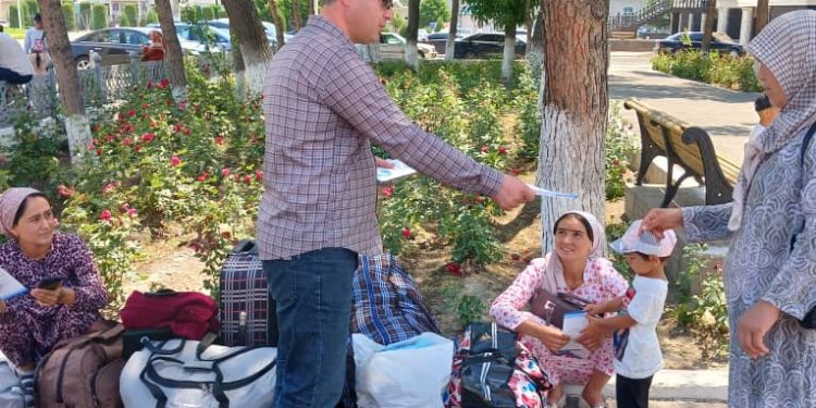 Корҳои фаҳмондадиҳӣ дар “Истгоҳи роҳи оҳани Хуҷанд” идома дорад