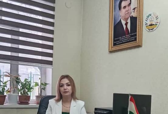 Чун як фарзанди бонангу номус бо сулҳу ваҳдати кишвари азизам  ифтихор мекунам