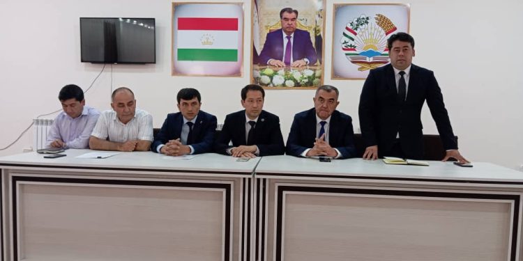 Идомаи мулоқоту вохуриҳои судманд дар ноҳияи Зафаробод