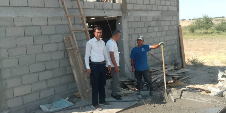 Рафти корҳои сохтмонии муҳоҷирони экологии ноҳияи Кӯҳистони Мастчоҳ дар ноҳияи Зафаробод