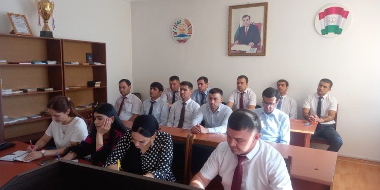 Хониши сиёсӣ бахшида ба Ҷашни 34-солагии Истиқлоли давлатӣ