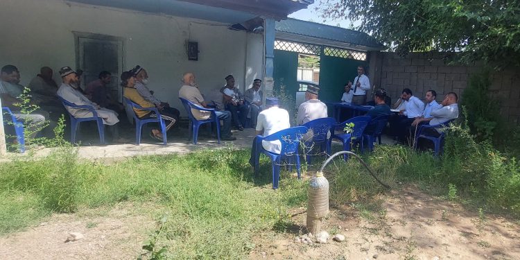 Вохӯрии саривақтӣ бо сокинони маҳаллаи Наистони ҷамоати деҳоти Ҳусайнободи ноҳияи Темурмалик