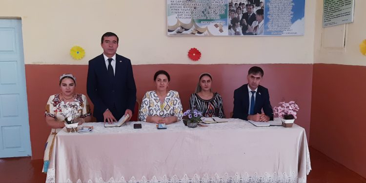 Идомаи корҳои фаҳмондадиҳӣ дар ноҳияи Варзоб