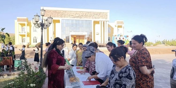 Ярмаркаи хурди ҷойҳои кории холӣ ва вазифахои озод