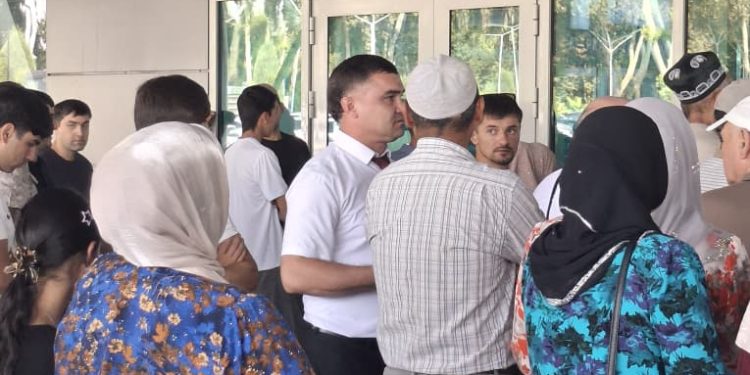 Корҳои фаҳмондадиҳӣ дар “Фурудгоҳи байналмилалии шаҳри Душанбе” идома дорад