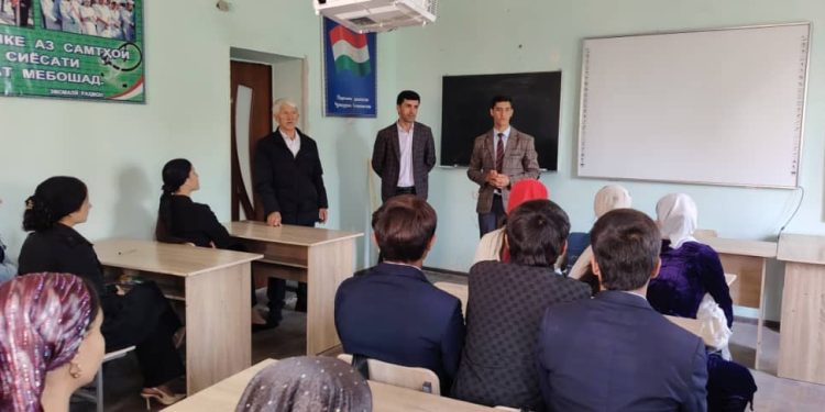 Баргузории вохӯрӣ дар муассисаҳои таълимии ноҳияи Ҷайҳун