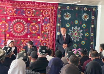 Корҳои иттилоотӣ – фаҳмондадиҳӣ дар ҷамоати деҳоти Чоркуҳи шаҳри Исфара