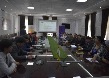 Семинари омӯзишӣ дар мавзуи “Қобилияти табиати инсонӣ” барои кормандони Хадамоти муҳоҷират