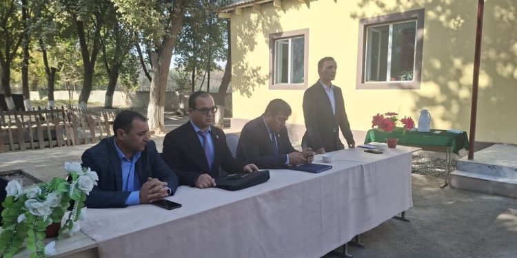 Мулоқоти саривақтӣ бо сокинони ноҳияи Фархор