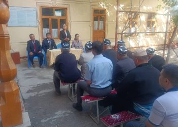 Корҳои иттилоотӣ ва фаҳмондадиҳӣ дар ҷамоати деҳоти шаҳри Исфара