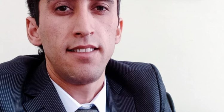 Конститусия – қонуни асосии давлат ва ҷомеа