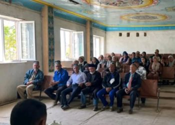 Проведение встреч рабочей группы с жителями сел Сартез и Хурамзамин района Темурмалик