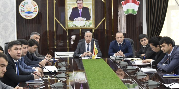 Таҷлили Рӯзи Президент дар Хадамоти муҳоҷират