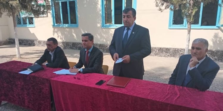 Продолжение плодотворных встреч и бесед с жителями сельского джамоата Истиклол Фархорского района