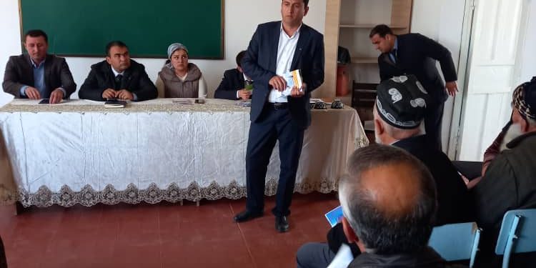 Плодотворная встреча с родителями и учителями Общеобразовательной школы №42 района Кушониён