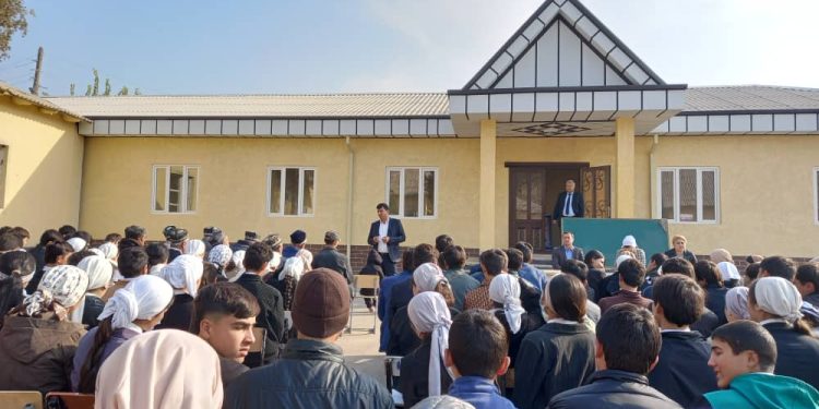 Плодотворная встреча в сельском джамоате Бохтариён района Кушониён