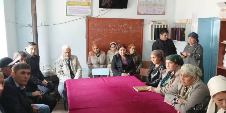 Педагоги сельского джамоата Тахти Сангин были проинформированы о состоянии современного мира