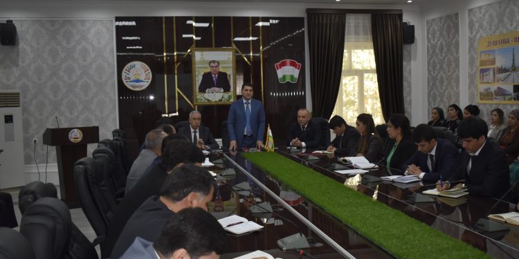 Празднование 31-й годовщины Конституции Республики Таджикистан в Миграционной службе