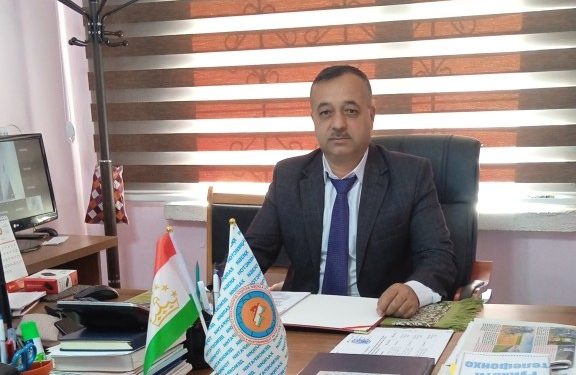 Шахси ватандӯст, пеш аз ҳама, ба арзишҳои миллӣ содиқ аст