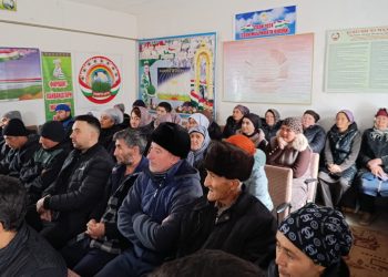 Идомаи чорабиниҳои саривақтӣ бо сокинони ноҳияи Зафаробод