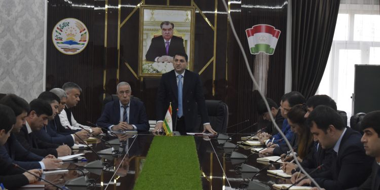 Шарҳу тавзеҳи Паёми Президенти Ҷумҳурии Тоҷикистон ба  Маҷлиси Олӣ дар Хадамоти муҳоҷират