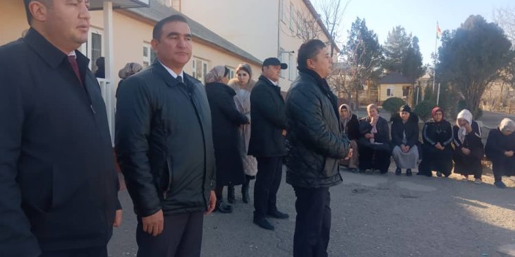 Информационно-просветительская работа в сельском джамоате Зумрад города Исфары